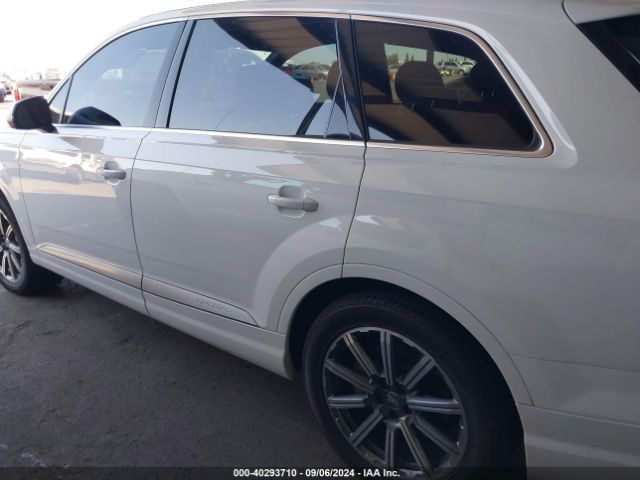 WA1VAAF72HD015952 Audi Q7 3.0t Premium