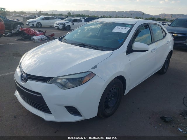 Toyota COROLLA LE 2016 5YFBURHEXGP488939 Image 2