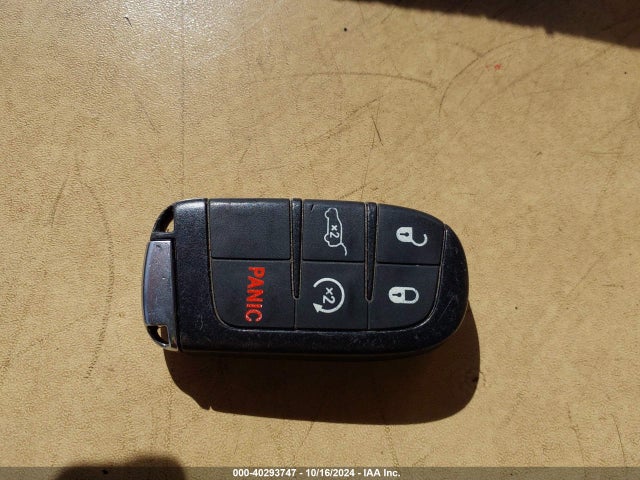 1C4RJFJG8JC143961 Jeep Grand Cherokee Summit 4x4