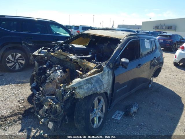 3C4NJDBN6RT604638 Jeep Compass Latitude 4x4