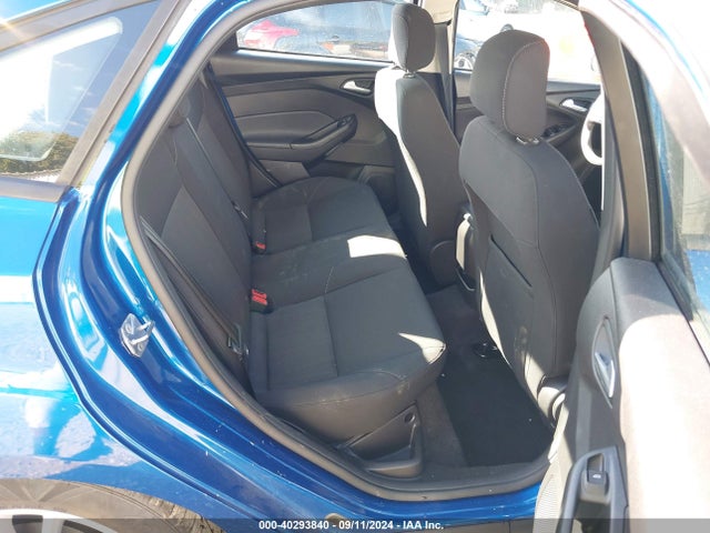 Ford FOCUS SE 2018 1FADP3F21JL327598 Image 8