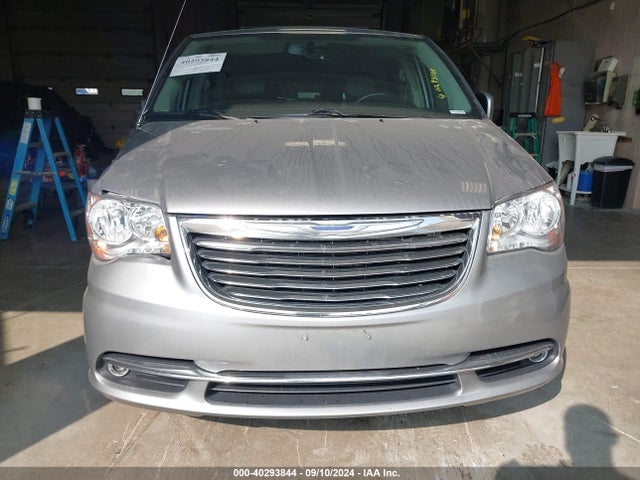 Продажа на аукционе авто 2016 Chrysler Town & Country Touring, vin: 2C4RC1BG2GR302954, номер лота: 40293844