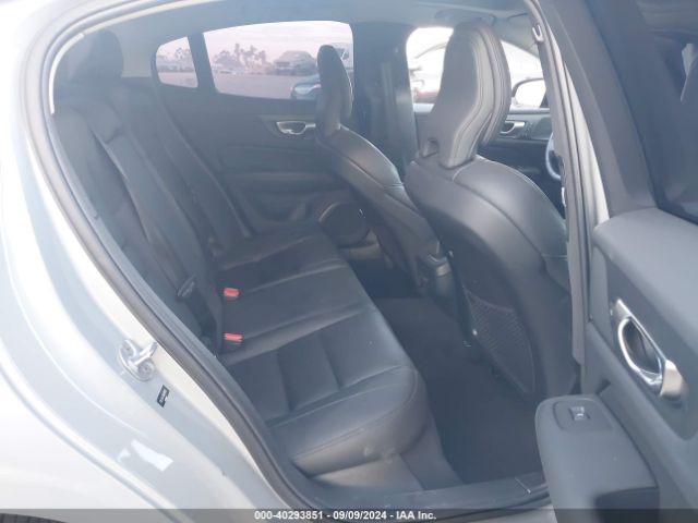 7JRL12TL7RG310535 Volvo S60 B5 Plus Dark Theme