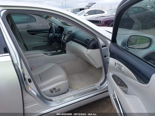 Продажа на аукционе авто 2008 Lexus Ls 460, vin: JTHBL46F785081546, номер лота: 40293896