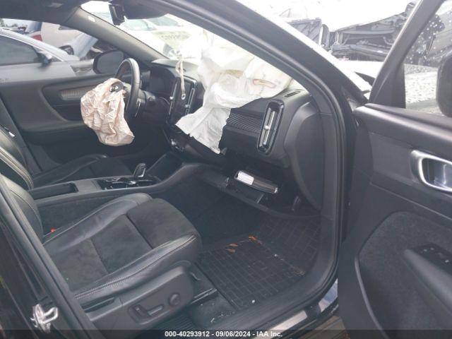 YV4162UM1L2265253 Volvo Xc40 T5 R-design