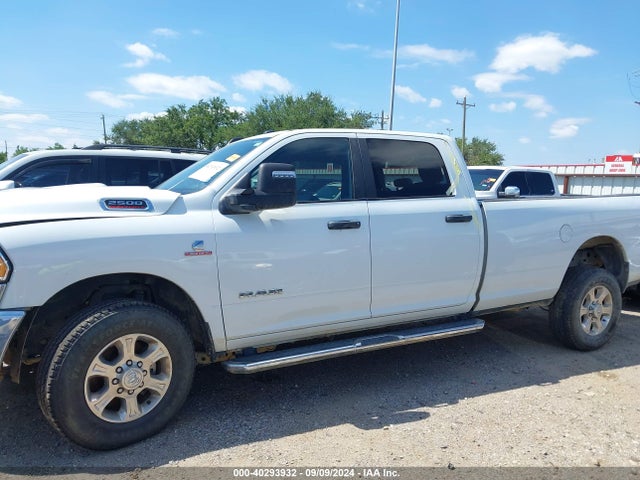 3C6UR5JL7PG544070 RAM 2500 Big Horn  4x4 8' Box