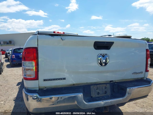 3C6UR5JL7PG544070 RAM 2500 Big Horn  4x4 8' Box