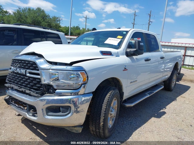 3C6UR5JL7PG544070 RAM 2500 Big Horn  4x4 8' Box