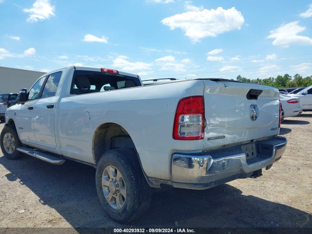 3C6UR5JL7PG544070 RAM 2500 Big Horn  4x4 8' Box