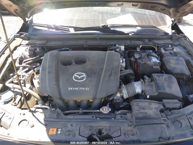 JM1BPBJM2K1130697 Mazda MAZDA3