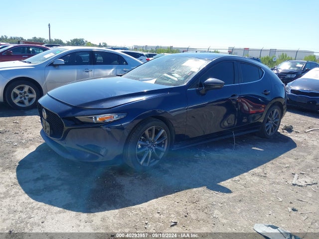 Mazda MAZDA3 2019 JM1BPBJM2K1130697 Image 2
