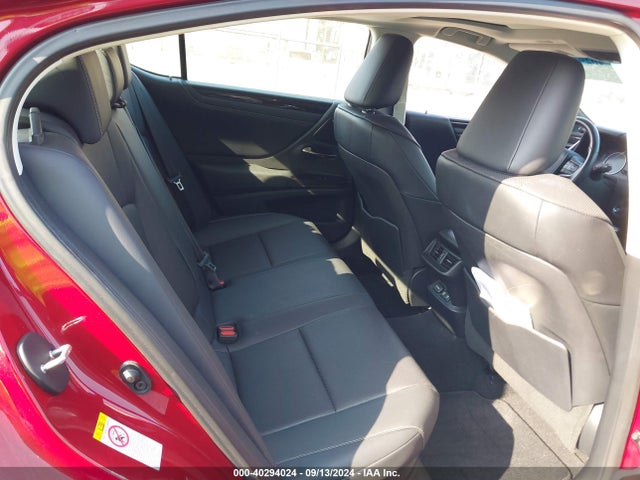 58AB21B17KU002858 Lexus ES 300H