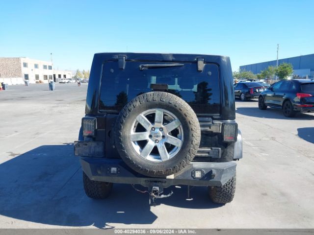1C4BJWEG1JL843686 Jeep Wrangler Jk Unlimited Sahara