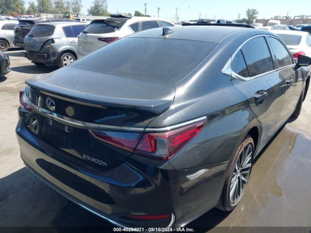 58ADA1C15RU042330 Lexus ES 300H