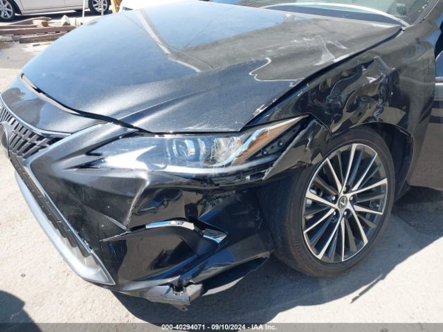 58ADA1C15RU042330 Lexus ES 300H