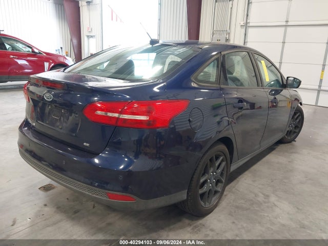 Ford FOCUS SE 2016 1FADP3F2XGL307598 Image 4