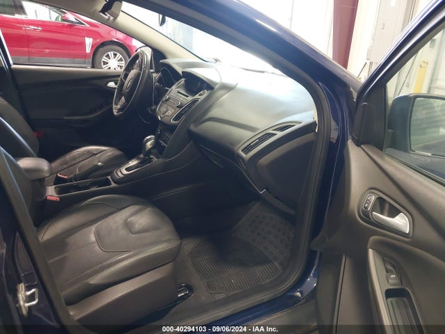 Ford FOCUS SE 2016 1FADP3F2XGL307598 Image 5