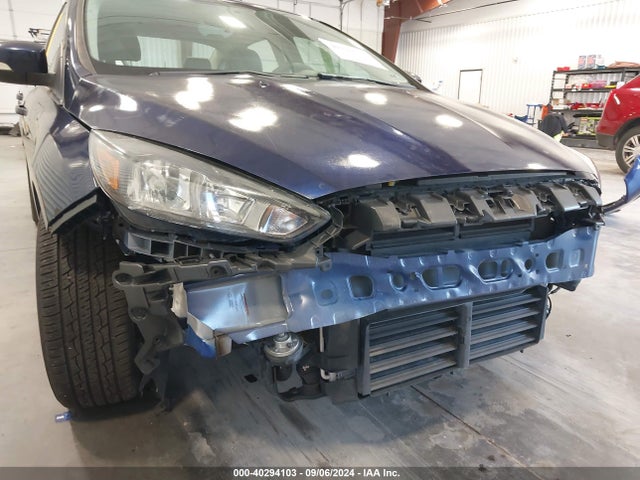 Ford FOCUS SE 2016 1FADP3F2XGL307598 Image 6