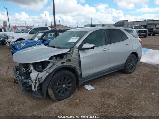 Chevrolet EQUINOX LT 2018 2GNAXJEV9J6236172 Image 2