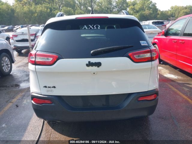 1C4PJMCB5GW226302 Jeep Cherokee Altitude