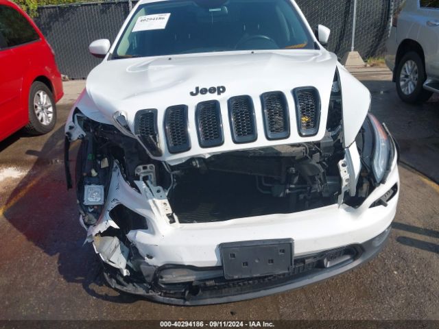 1C4PJMCB5GW226302 Jeep Cherokee Altitude