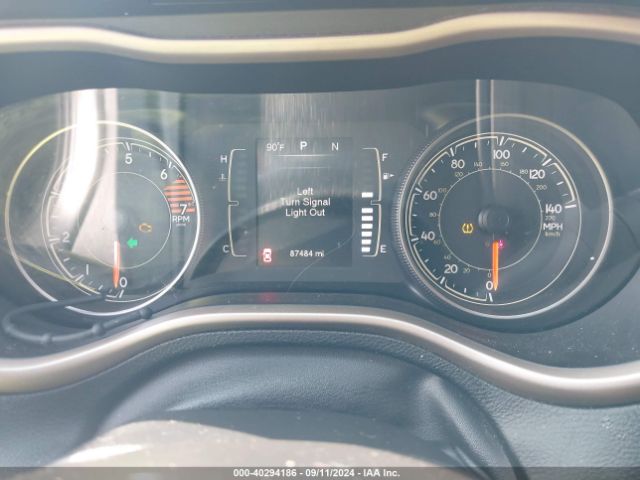 1C4PJMCB5GW226302 Jeep Cherokee Altitude