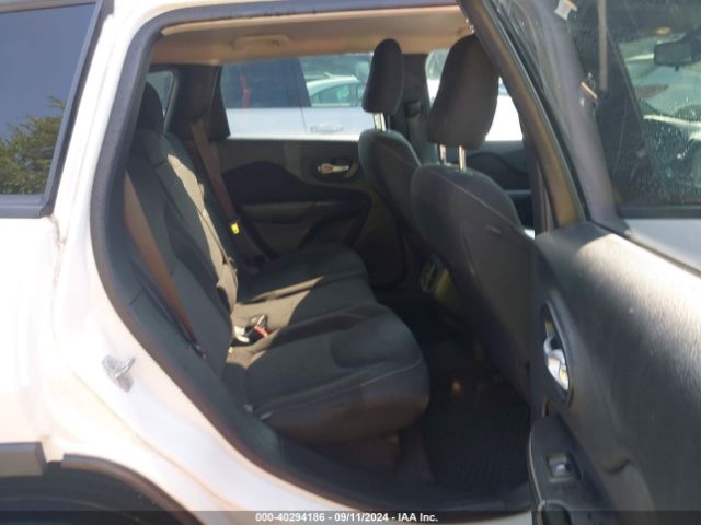1C4PJMCB5GW226302 Jeep Cherokee Altitude