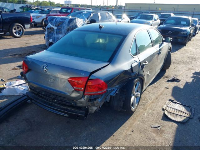 1VWAS7A30FC117663 Volkswagen Passat 1.8t Limited Edition