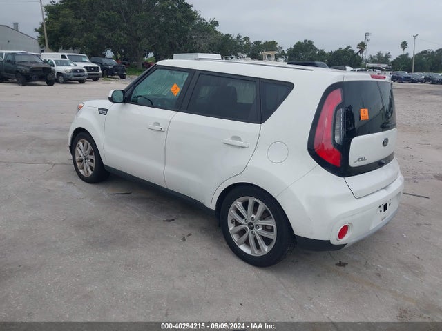 KIA SOUL + 2018 KNDJP3A56J7559900 Image 3