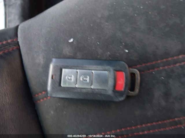 JA4AR3AWXJU017729 Mitsubishi Outlander Sport 2.4 Se