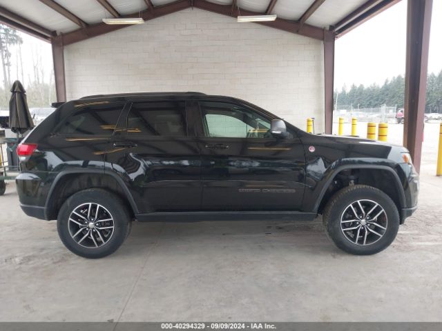 1C4RJFLG4JC138477 Jeep Grand Cherokee Trailhawk 4x4