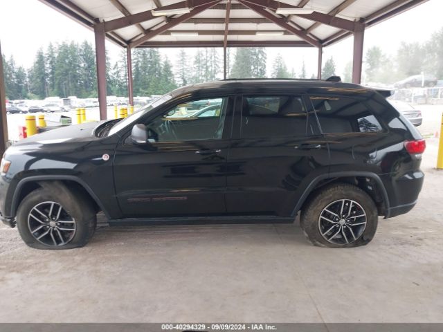 1C4RJFLG4JC138477 Jeep Grand Cherokee Trailhawk 4x4