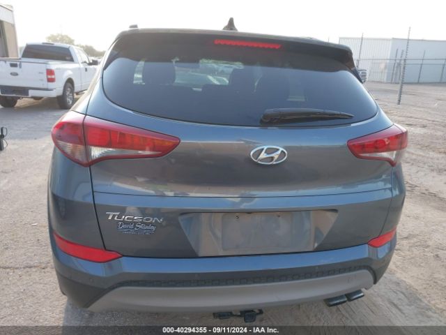 KM8J33A27JU744004 Hyundai Tucson Value