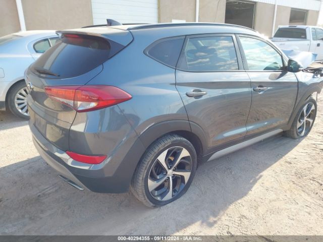 KM8J33A27JU744004 Hyundai Tucson Value