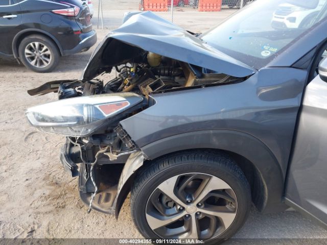 KM8J33A27JU744004 Hyundai Tucson Value