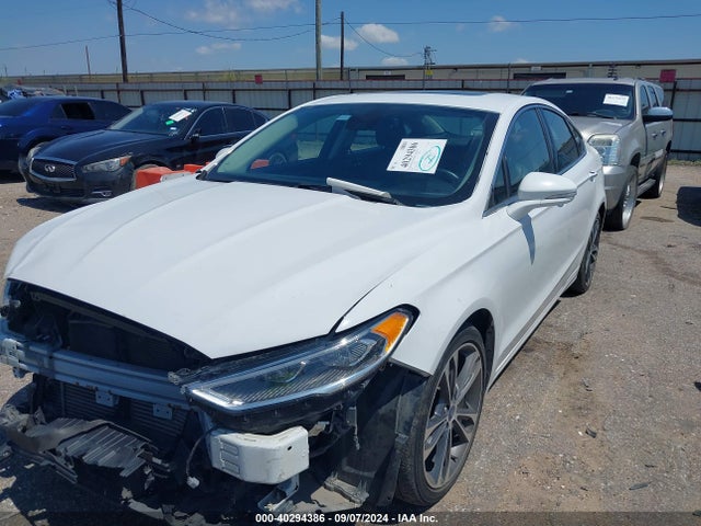 Ford Fusion Titanium 2020 3FA6P0D93LR133716 Image 2
