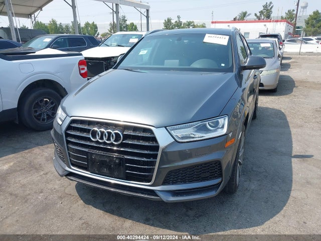 WA1BCCFS7JR035121 Audi Q3 2.0t Premium/2.0t Sport Premium