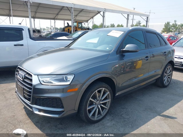 WA1BCCFS7JR035121 Audi Q3 2.0t Premium/2.0t Sport Premium