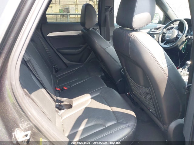 WA1BCCFS7JR035121 Audi Q3 2.0t Premium/2.0t Sport Premium