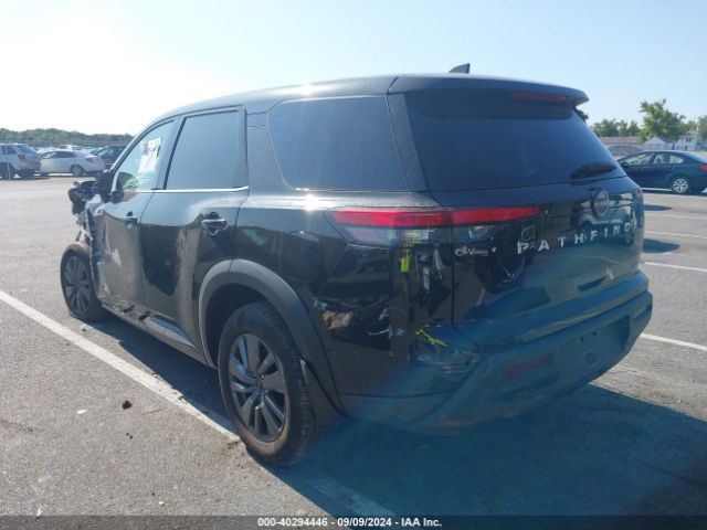 5N1DR3AC1RC286174 Nissan Pathfinder S 4wd
