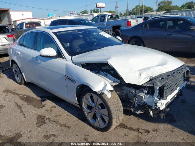 2020 JAGUAR XE SAJAE4FX9LCP63219 Photo 0