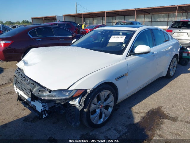 2020 JAGUAR XE SAJAE4FX9LCP63219 Photo 1