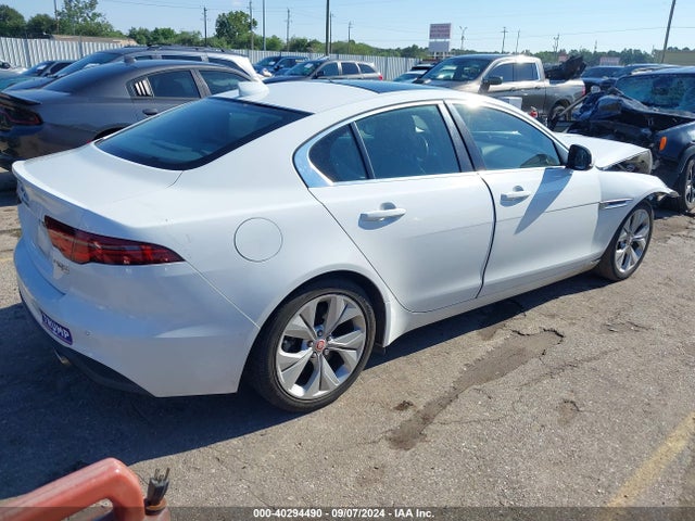 2020 JAGUAR XE SAJAE4FX9LCP63219 Photo 3