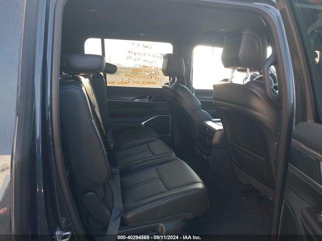 1C4SJUBP0RS177723 Jeep Wagoneer Series Ii 4x2