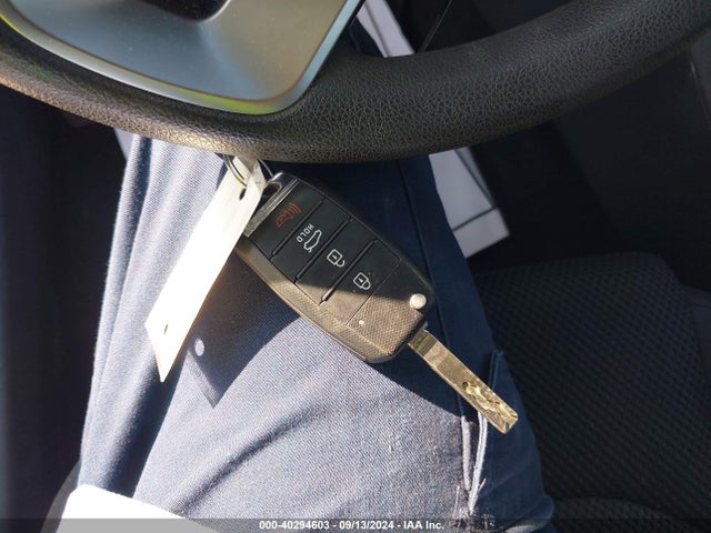 KIA Optima Lx 2020 5XXGT4L3XLG389235 Image 11