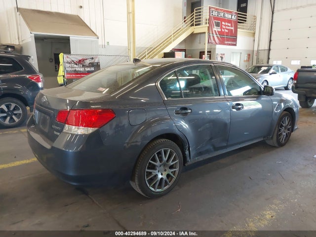 4S3BMBC67E3023192 Subaru Legacy 2.5i Premium