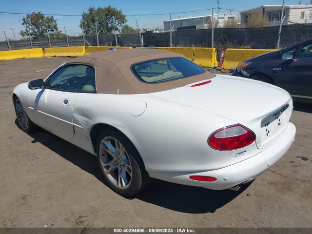 2003 JAGUAR XK8 SAJDA42C932A34710 Photo 2