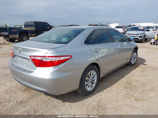 Toyota CAMRY LE 2016 4T4BF1FK3GR556149 Image 4