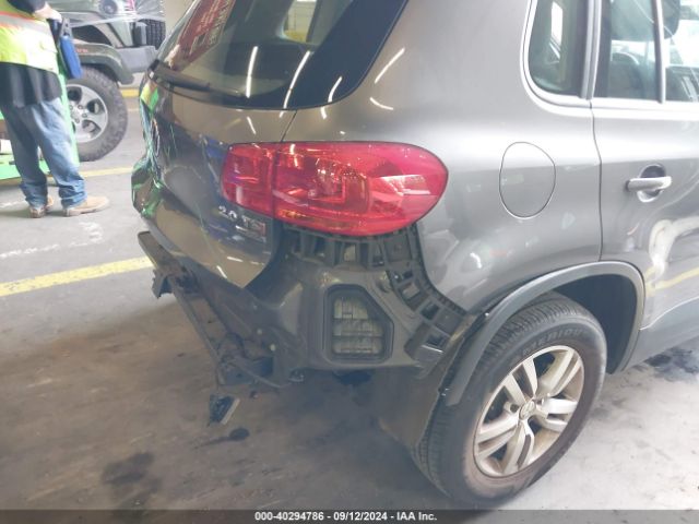WVGBV7AX6FW577986 Volkswagen TIGUAN S