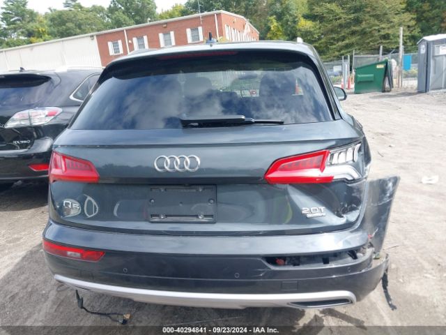 WA1BNAFYXJ2017319 Audi Q5 2.0t Premium/2.0t Tech Premium